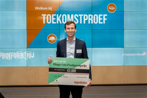 99300a07032a70c4468f9e6f9f06a451